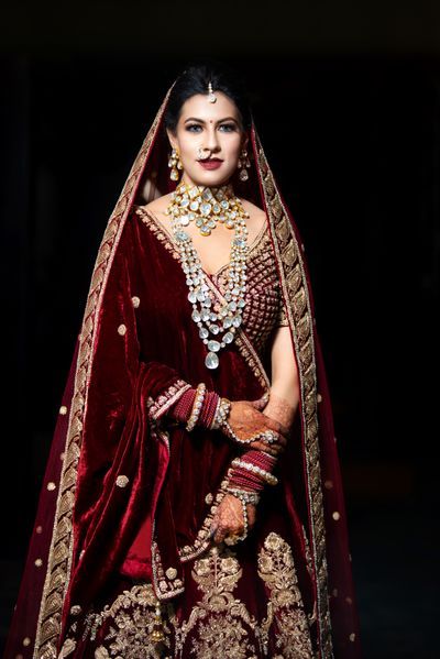 Dulhan Closeup, Sabyasachi Bridal Collection, Sabyasachi Lehengas, Sabyasachi Lehenga Bridal, Reception Couple, Royal Indian Wedding, Sabyasachi Bridal, Mantra Ring, Dupatta Style