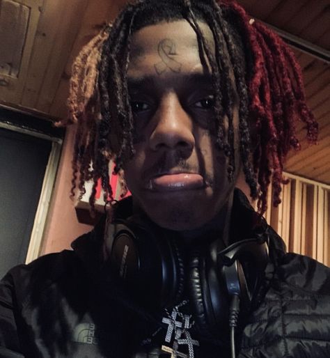 Famous Dex, Hypebeast Fashion, Rap Aesthetic, Young Life, Acrylic Ink, October 2, Locs Hairstyles, Young Fashion, Cute Profile Pictures