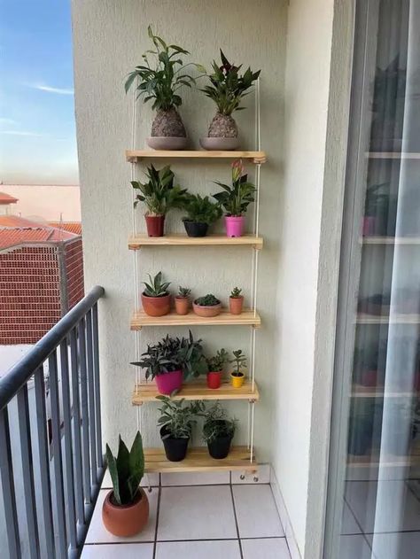 Small Balcony Decor, Plant Decor Indoor, House Plants Decor, Beautiful Backyards, Balcony Design, Garden Wall Decor, Home Design Decor, Balcony Decor, Aesthetic Bedroom