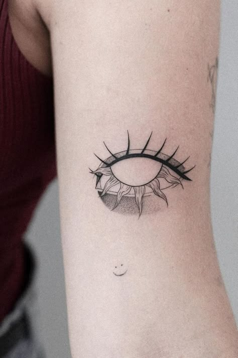 Third Eye Tattoos, Tato Minimal, Muster Tattoos, Tattoos Geometric, 얼굴 그리기, Tattoo Design Ideas, Tattoo Life, Eye Tattoo, Elegant Tattoos