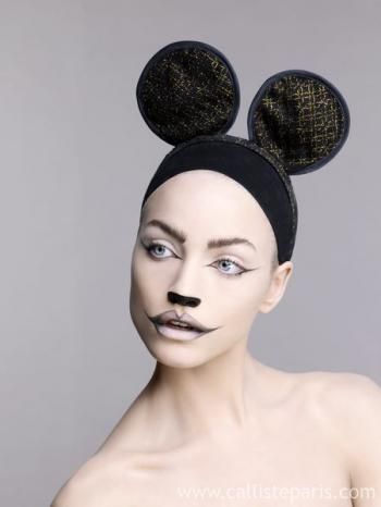 Topolino (Source: www.callisteparis.com) Mouse Make Up, Make Up Inspiration, Theatrical Makeup, Makeup Board, Stage Makeup, Mickey Mouse Ears, Halloween Make Up, Halloween Inspiration, Fantasy Makeup