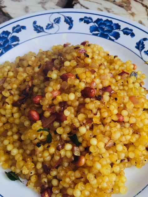 Sabudana khichdi #indianstyle #indiancuisine #recipes #homecooking #homemade #cooked #cooked_by_me Khichdi Snap, Home Made Food Snapchat, Bhel Puri Recipe, Puri Recipe, Eating Food Funny, Puri Recipes, Food Funny, Hanuman Images, Eating Food