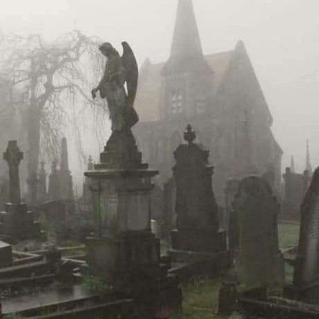 Creepy Mansion Aesthetic, Old Age Aesthetic, Mortuary Aesthetic, Goth Aestethic, Gloomy Angelcore, Dark Spooky Aesthetic, Old Art Aesthetic, Chapel Aesthetic, Grave Aesthetic