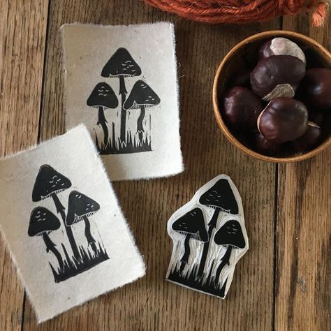 Linoprint Mushroom, Acorn Lino Print, Acorn Linocut, Mushroom Lino Print, Autumn Linocut, Mushroom Linocut, Mushroom Print, Linoleum Block Printing, Linoleum Print