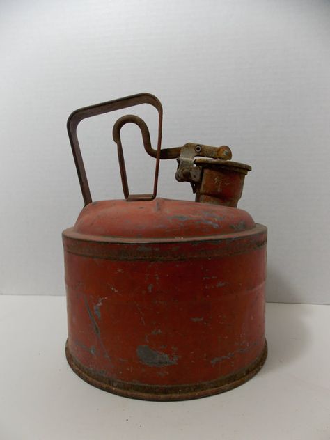 Metal Safety Gas Can One Gallon Underwriters Labratories Inc Vintage Kitchen Utensils, Farm Store, Gas Cans, Garage Shop, Toys Dolls, Kitchen Jars Storage, Fire Extinguisher, Cream And Sugar, Jar Containers