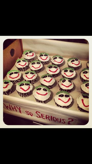 Cupcakes for my sons Joker themed birthday party! 'Why so serious?" Dc Party Ideas, Joker Themed Birthday Party, Joker Party Ideas, Joker Birthday Party Ideas, Birthday Party Themes For Men, Joker Birthday Party, Party Themes For Men, Joker Birthday, Joker Theme