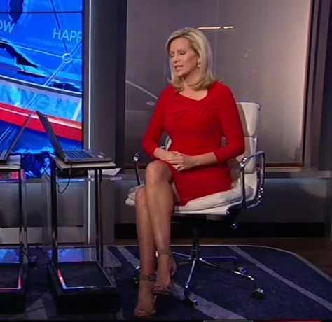 Shannon Bream red dress Shannon Bream, Red Dress Women, Fox News, Tv News, New Woman, Red Dress, Fox, Google Search, Red