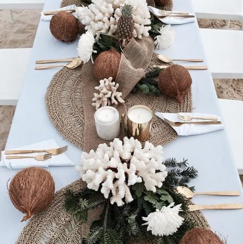 Beach Table Settings, Lovers Society, Tropical Table, Flowers And Candles, Beach Table, Tropical Party, Boho Luxe, Tropical Wedding, Wedding Deco