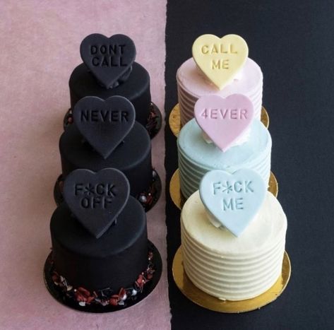 Gothic Birthday Cakes, Goth Cakes, Creative Cake Ideas, Gothic Cake, Mixed Signals, Also Me, Valentines Day Cakes, Alternative Lifestyle, Valentine Cake