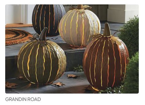 Candle Placement, Autumnal Decor, Halloween Mantel, Entry Ideas, Halloween Events, Boo Tiful, Metal Pumpkins, Easy Candles, Easy Halloween Crafts