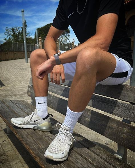 White Crew Socks Outfit, White Nike Socks Outfit, Socks Outfit Men, Nike Socks Outfit, Crew Socks Outfit, White Nike Socks, Socks Outfit, Nike 270, 270 React