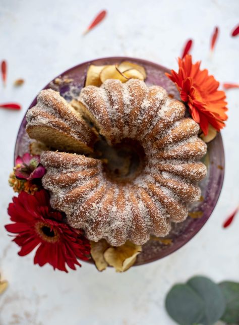 Apple Cider Donut Cake - Apple Cider Doughnut Cake Bourbon Cake Recipe, Cider Donut Cake, Apple Cider Donut Cake, Bourbon Cake, Big Donuts, Donut Cake, Doughnut Cake, Kentucky Bourbon, Cakes Recipes