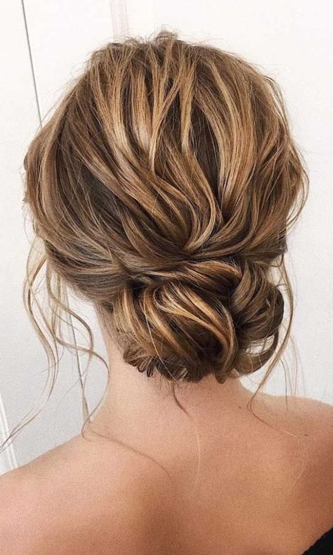 Braids Ideas, Long Hair Pictures, Up Dos For Medium Hair, Wavy Hairstyles, Updos For Medium Length Hair, Cool Braids, Low Bun, Braided Hairstyles For Wedding, Easy Braids