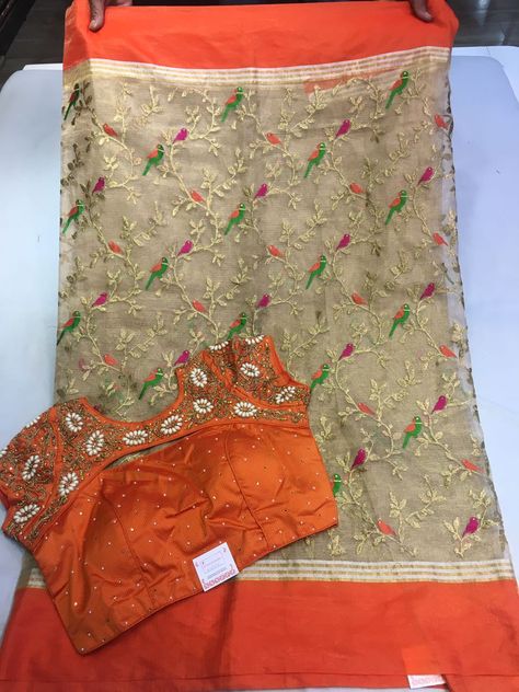 Sarees Elegant, Tissue Sarees, Cotton Blouse Design, Pattu Saree Blouse Designs, Saree Blouse Neck Designs, Elegant Fashion Wear, Sari Blouse Designs, New Blouse Designs, Indian Saree Blouses Designs