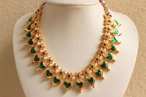 Indian Bijou_Kerala_Palakka Mala Kerala Bridal Jewellery Set, Kerala Gold Jewellery, Kerala Jewellery, Bridal Jewellery Set, Gold Jewelry Simple Necklace, Handmade Gold Jewellery, Gold Necklace Indian Bridal Jewelry, Silver Jewellery Indian, Long Pearl Necklaces