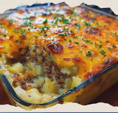 Loaded Potato Meatloaf Casserole – Easy Family Recipes Loaded Potato Meatloaf, Potato Meatloaf Casserole, Loaded Meatloaf, Savory Meatloaf, Chili Cheese Dog Casserole, Hamburger Meals, Meatloaf Casserole, Easy Family Recipes, Loaded Mashed Potatoes