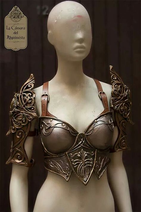 Worbla fantasy work Female Armor Design, Ares Armor, Elven Armor, Winx Cosplay, Armor Ideas, Armadura Cosplay, Armor Design, Costume Armour, Female Armor