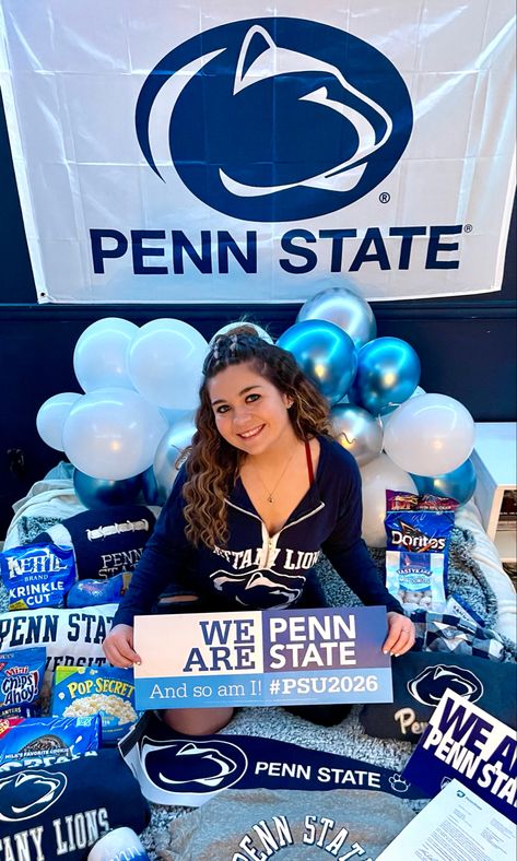 College Commitment Announcement, College Decision Reveal, College Commitment Pictures, College Announcements, College Bed, College Decision, Bed Party, Graduation 2025, College Bedding