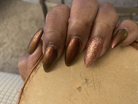 Copper And Black Nails, Bronze Glitter Nails, Copper French Tip Nails, Bronze Nails Designs, Copper Nail Art, Halloween Pedicure, Copper Nails Designs, Sns Nails Designs, Bronze Nails