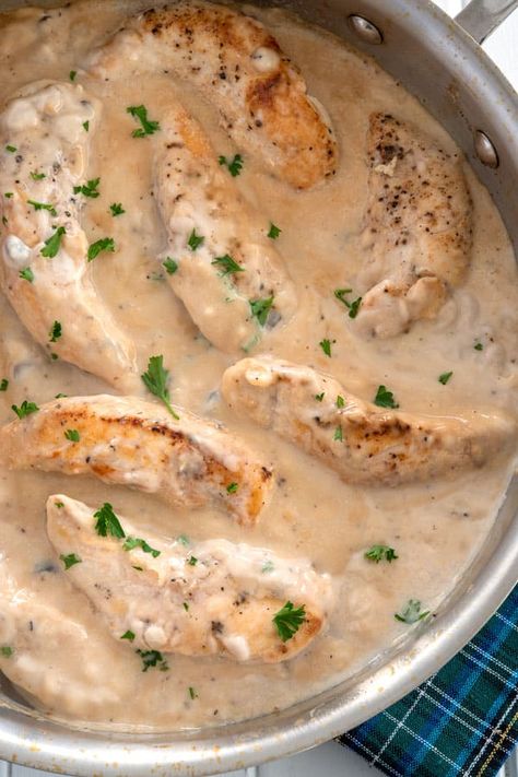 Lombardy Chicken, Chicken With Gravy, Cream Of Mushroom Chicken, Easy Skillet Dinner, Chicken And Gravy, Chicken Boneless Breast Recipes, Chicken Lombardy, Chicken Mushroom Recipes, Chicken Mushroom