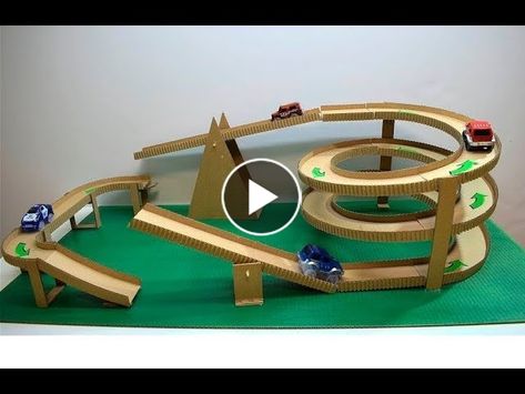 Cardboard Race Track, Marble Labyrinth, Car Tracks For Kids, Diy Cardboard Toys, How To Make Magic, Cardboard Car, Marble Maze, Toy Garage, Hot Wheels Track