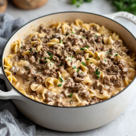 Easy Ground Beef Stroganoff - Krystel's Cooking Skillet Stroganoff Ground Beef, One Pot Beef Stroganoff Easy, Ground Turkey Stroganoff Crockpot, Beef And Noodles Ground Beef, What To Do With Ground Beef Dinners, Egg Noodles Ground Beef, Beef Stroganoff For A Crowd, Healthy Beef Stroganoff Clean Eating, Burger Stroganoff Ground Beef