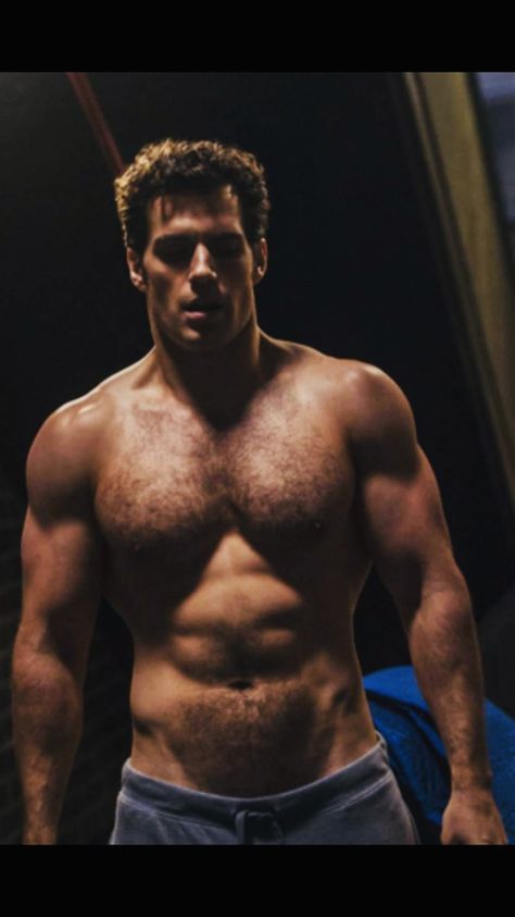 Henry Cavill Henry Cavill Shirtless, Tom Burke, Dapper Dudes, Dad Bod, Henry Cavill, Perfect Man, Superman, A Man, Hollywood