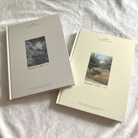 Photobooks Aesthetic, Photo Album Bookshelf, Photobook Aesthetic, Photography Books, Photo Book Aesthetic, Photobook Layout Design, Minimal Book Photography, Photo Album Cover Ideas, Photo Album Cover