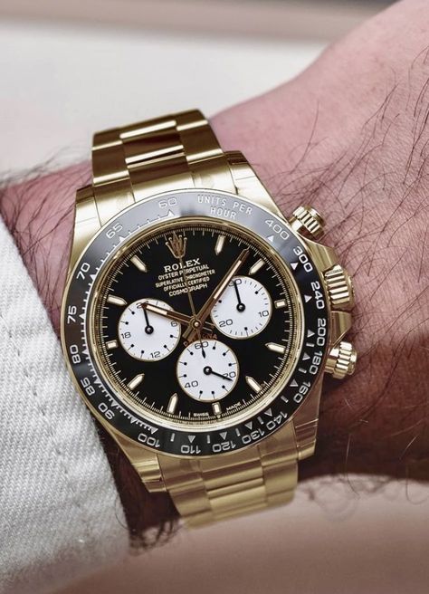 Brown Rolex Watch, Rolex Day Date 36 Gold, Rolex Day Date 40 Yellow Gold, Rolex Daydate Gold, Rolex Date Just 31 Mm, Big Blue, Mens Accessories Fashion, Rolex Daytona, Luxury Lifestyle