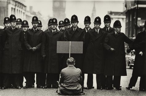 Don Mccullin, Whitehall London, Eugene Atget, August Sander, Cuban Missile Crisis, Edward Weston, Tate Britain, Famous Photographers, Great Photographers