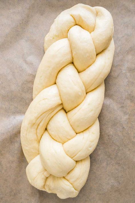 Braided Bread is one of my favorite recipes to bake for Easter but it tastes great all year round! It's delicious with butter and jam on top and leftovers are perfect for making french toast or bread pudding. This easy sweet braided yeast bread is soft, slightly sweet, and enriched with eggs and heavy cream for a tender crumb! #easter #easterbread #braidedbread #yeast #sweetbread #braidedloaf #osterzopf #hefezopf #braidedyeastbread #baking #easterbaking #easterrecipes Braided Bread Recipe, Making French Toast, Recipes To Bake, Easter Bread Recipe, Easter Food Appetizers, Make French Toast, Braided Bread, Easter Brunch Food, Easter Dinner Recipes