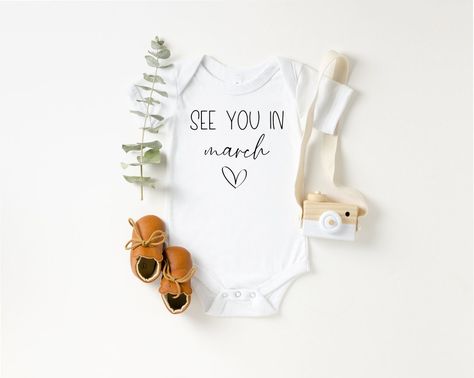 This Gender-Neutral Baby Bodysuits item by TheLittleBeeLLC has 45 favorites from Etsy shoppers. Ships from United States. Listed on 21 Sep, 2023 Baby Announcement Onesie, August Baby, Grandparent Pregnancy Announcement, Custom Baby Onesies, White Onesie, Uncle Gifts, Aunt Gifts, Custom Baby, Gender Neutral Baby