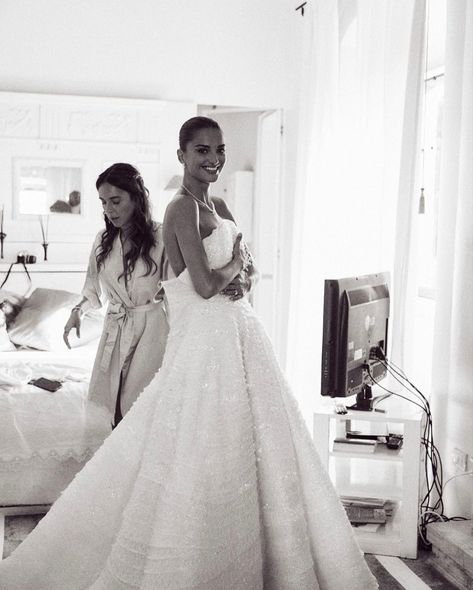 Gabrielle Caunesil Wedding, Gabrielle Caunesil, Dream Marriage, Vogue Wedding, Happy Wife Happy Life, Paris Wedding, Happy Wife, Dreamy Wedding, Marry You