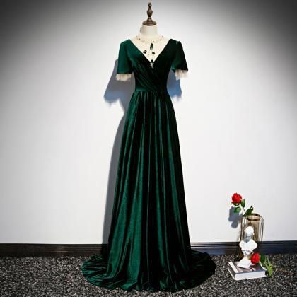 Dark Green Velvet, Velvet Short, Prom Dress Evening, Green Velvet Dress, Floor Length Prom Dresses, Velvet Shorts, A Line Prom Dresses, Dresses 2020, Linnet