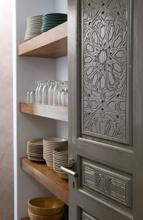 60 Mesmerizing Modern Moroccan Interiors Moroccan Interiors Modern, Arabian Kitchen, Dekorasi Maroko, Kitchen Ceramics, Moroccan Kitchen, Design Marocain, Carved Door, Moroccan Inspiration, Moroccan Bedroom