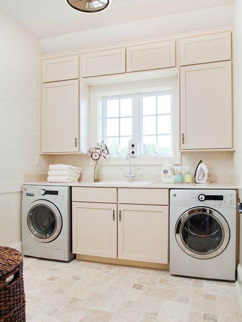 Pink Laundry Rooms, Traditional Laundry Room, Laundry Room/mud Room, Basement Laundry Room, Dream Laundry Room, Basement Laundry, Modern Basement, Laundry Room Sink, Laundry Design