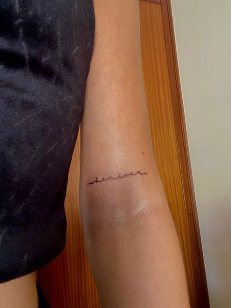 Fine Line Tattoos Arm, Word Arm Tattoo, Line Tattoos Arm, Line Tattoo Small, Line Arm Tattoo, Fine Line Arm Tattoo, Word Tattoos On Arm, Tattoo Mini, Fine Line Tattoo