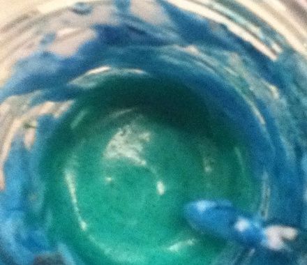 Food Coloring Hair Dye, Homemade Hair Dye, Diy Highlights, Diy Hair Dye, Funky Hair, Temporary Hair Dye, Homemade Lotion, Get Funky, Blue Food Coloring