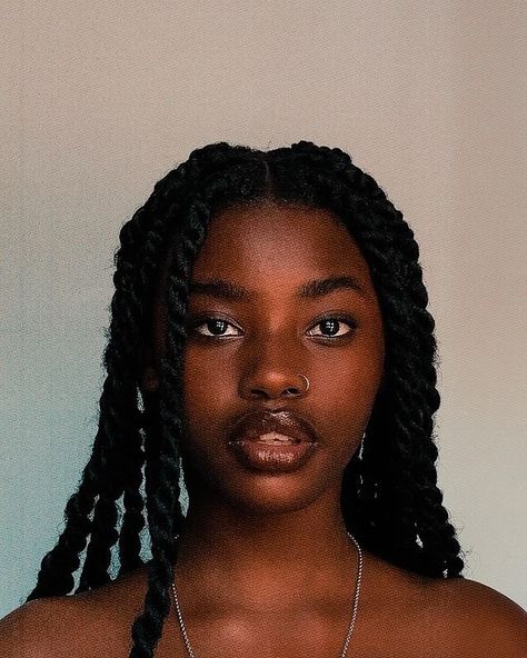 Filah Lah Lah, Dark Skin Beauty, Black Femininity, Black Person, Hair Reference, Afro Hairstyles, Brown Skin, Black Is Beautiful, Beauty Secrets