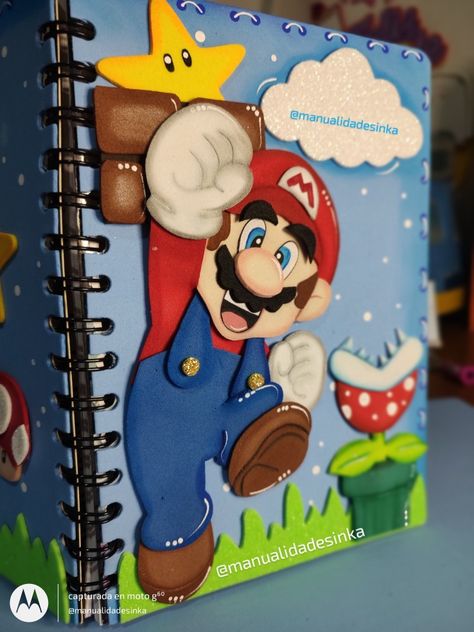 Linda libreta en foami Folder Decorado, Marvel Drawings, Happy Eid, Book Art Diy, Mario Bros, Border Design, Book Crafts, Art Diy, Abc