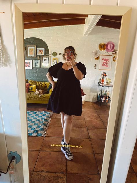 Dress And Converse, Dress With Converse, Army Green Dress, Mid Size Fashion, Platform Converse, Olive Green Dresses, Style Goals, Black Converse, Outfits With Converse