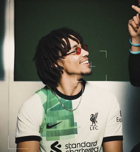 Trent Alexander Arnold Pfp, Men Streetwear Outfits, Trent Alexander Arnold, Football Boyfriend, Alexander Arnold, Liverpool Players, American Wedding, Soccer Boys, Football Boys