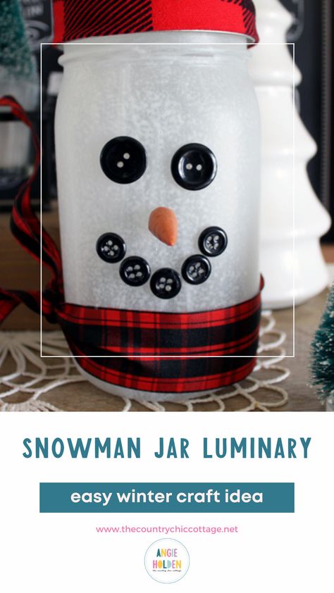 Add a soft winter glow to your home with this adorable snowman luminary. With a mason jar, this snowman comes to life with a little paint and a few craft supplies. This is an adorable winter craft idea that’s easy for anyone to make. Snowman Mason Jar Craft, Glass Jar Centerpieces, Kids Lantern, Jar Snowman, Snowman Mason Jar, Mason Jar Snowman, Easy Winter Crafts, Crafts With Glass Jars, Snowman Candle