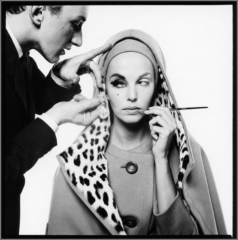 Margo McKendry, Marc Bohan for Dior's 'Jungle' ensemble, A… | Flickr Richard Avedon Photography, Marc Bohan, Guy Bourdin, Alfred Eisenstaedt, Dior Collection, Robert Doisneau, Slim Aarons, Steven Meisel, Richard Avedon