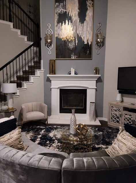 Living Room Decor Gold And Gray, Gray Gold And Black Living Room Ideas, Black Grey Home Decor, Glam Family Room Decorating Ideas, Black And Gold Home Decor Living Room, Living Room Decor Cozy Modern Classy, Black Gold And Silver Living Room Decor, Gray Home Aesthetic, Black Gold Gray Living Room Decor