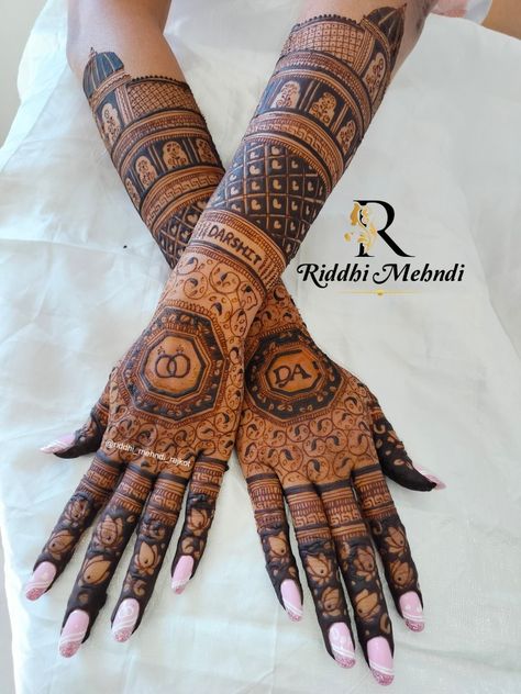 🪷 riddhi mehndi rajkot Mendhi Design For Engagement, Mehandi Designs Engagement Bridal Mehndi, Engagement Mehndi Ideas, Mehendi Engagement Designs, Mahendi For Engagement Bride, Engment Mhendi Design, Engagement Mehndi For Bride, Bridal Engagement Mehndi Designs Back, Engagement Ring Mehndi Designs