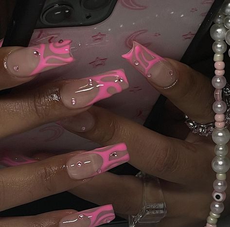 @nycnailroom Euphoria Nails, Gelish Nails, Simple Acrylic Nails, Classy Acrylic Nails, Pink Acrylic Nails, Minimalist Nails, Luxury Nails, Fabulous Nails, Fire Nails