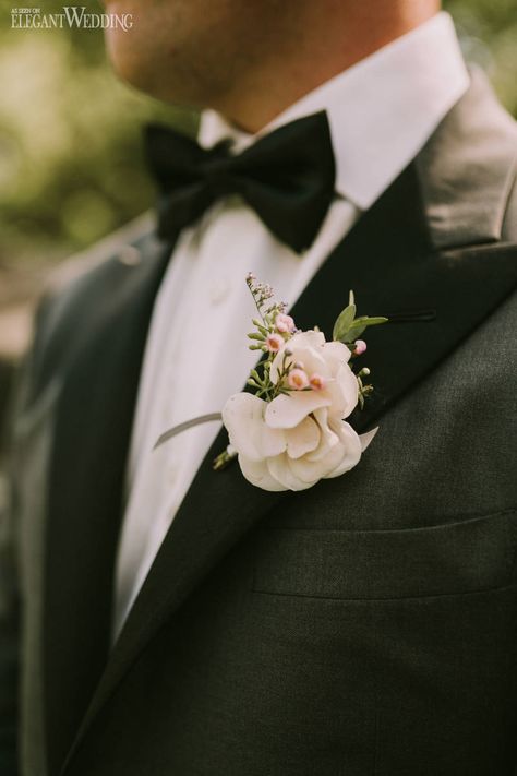 Elegant Garden Wedding with Shades of Purple | ElegantWedding.ca Mauve Boutonniere Groomsmen, Pale Pink Boutonniere, Soft Pink Boutonniere, Dusty Pink Boutonniere, Garden Style Boutonniere, Groomsmen Boutonniere Pink, Garden Wedding Boutonniere, White And Pink Boutonniere, Neutral Boutonniere