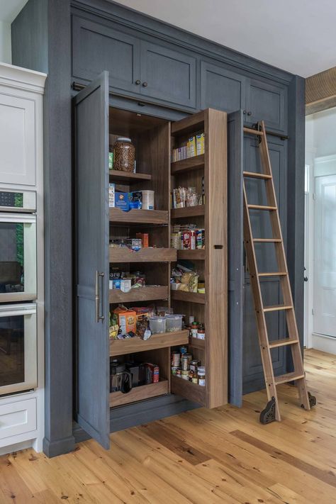 Functional Pantry, Countertop Choices, Classic Cabinets, Corner Kitchen, Corner Pantry, Pantry Shelving, Kitchen Pantry Storage, Pantry Ideas, Kitchen Pantry Design