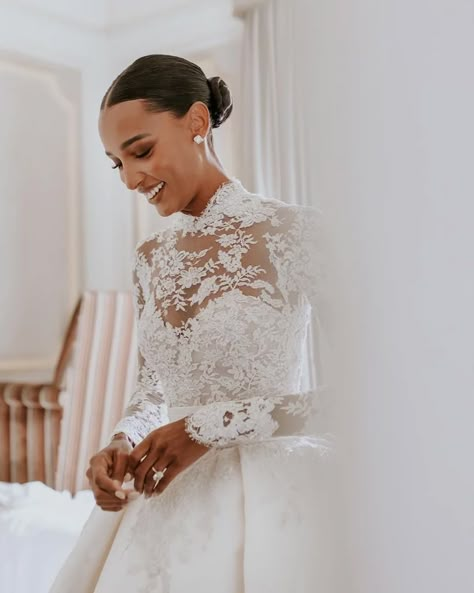 Jasmine Tookes Got Married in a Zuhair Murad Wedding Dress | POPSUGAR Fashion Jasmine Tookes Wedding, Jasmin Tookes, Wedding Dresses Zuhair Murad, Bride Aesthetic, Bridesmaid Poses, Secret Garden Wedding, Jasmine Dress, Sage Dress, Jasmine Tookes